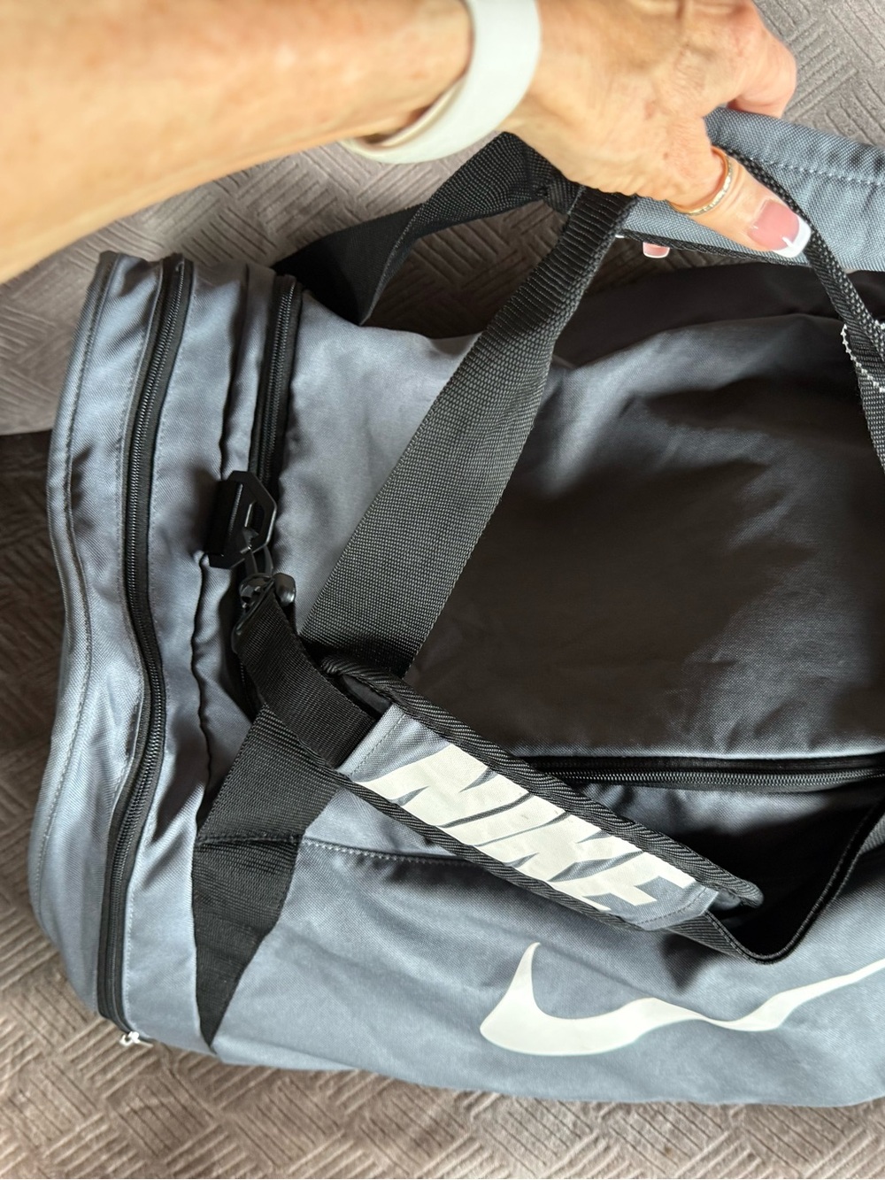 Large Nike sports bag